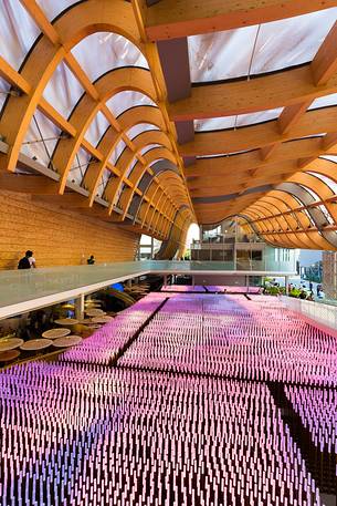 Milan Universal Exposition 2015, Expo Milano 2015, China Pavilion, architectural project of Tsinghua University and Beijing Qingshang Environmental & Architectural Design Institute. Artistic exibition representing corn field inside China Pavillion