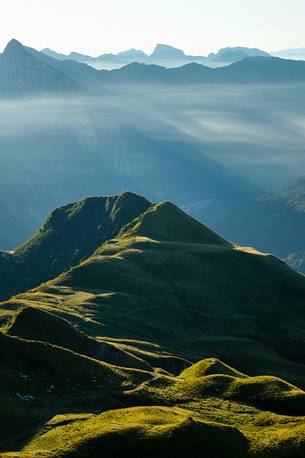 From the refige Marinelli opens the view of the Carnic Alps