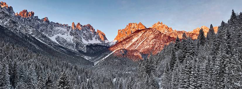 Snow covered Giaf valley