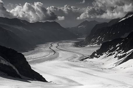 Aletsch glacier, the largest in Europe, from Jungfraujoch, the highest railway station in the Alps, Bernese Oberland, Switzerland, Europe