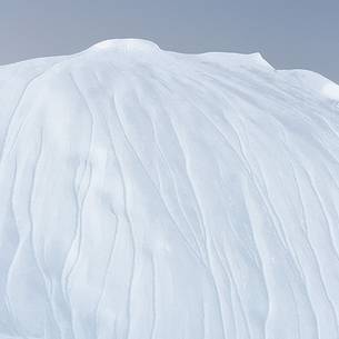 Details on old ice of iceberg in Kangerlua Fjord